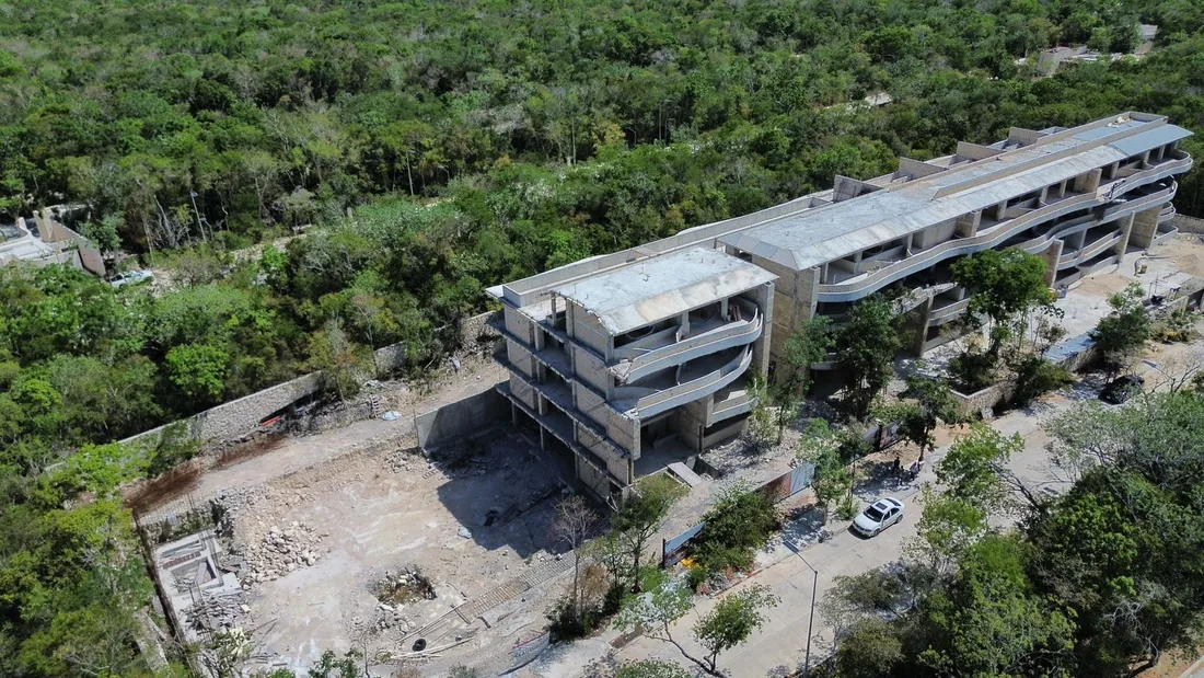 Toma aérea de obra que el cliente compartió por WhatsApp